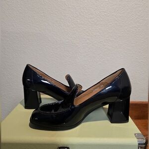 Aquatalia Michelle Water Resistant Pump Navy Blue Patent Leather Sz 9